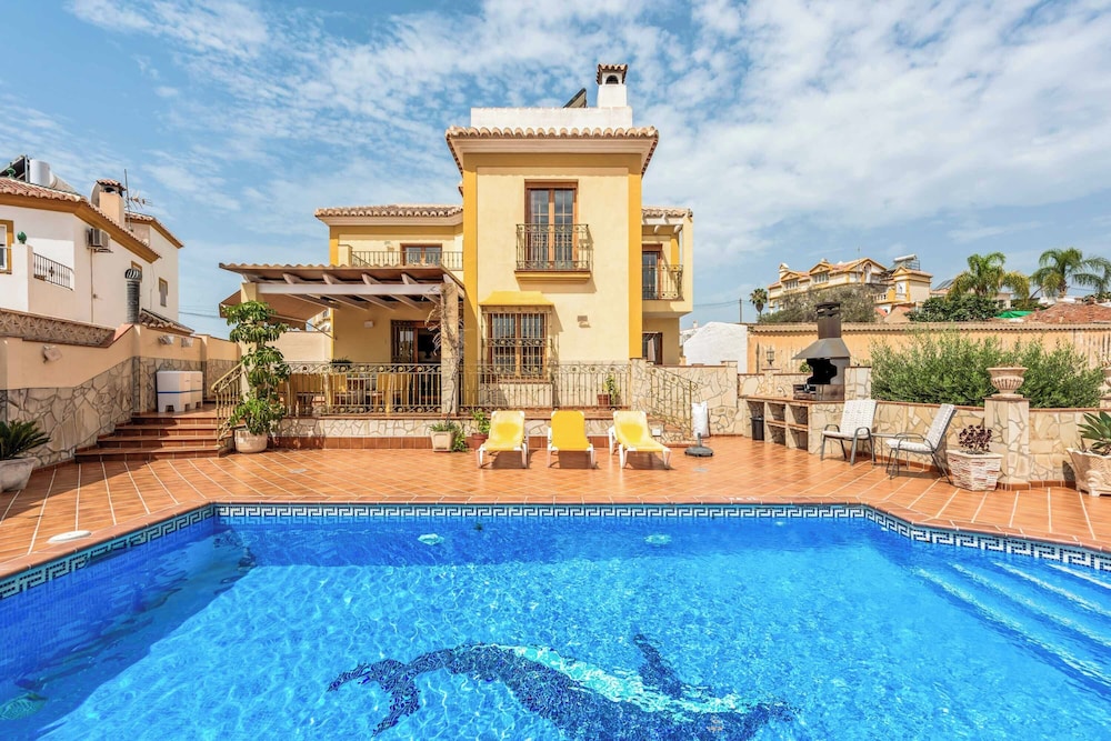 Villa (4 Habitaciones)