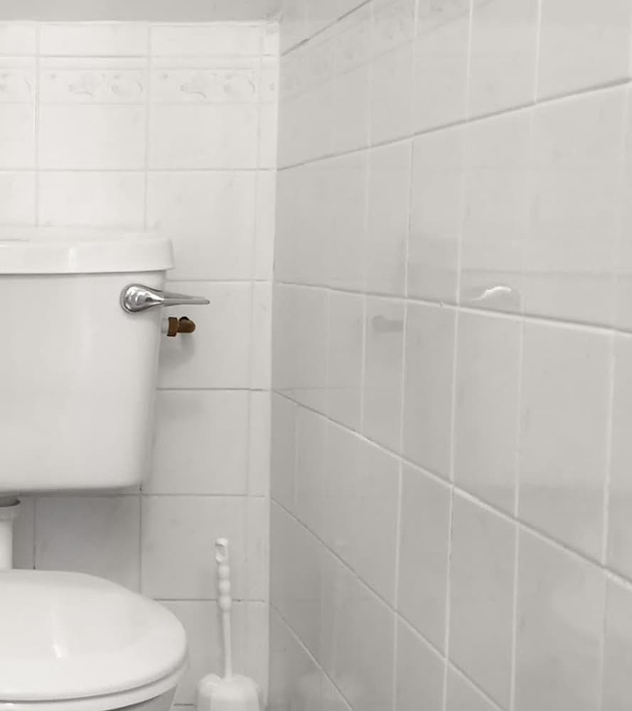 Single Room, Private Bathroom photo 3