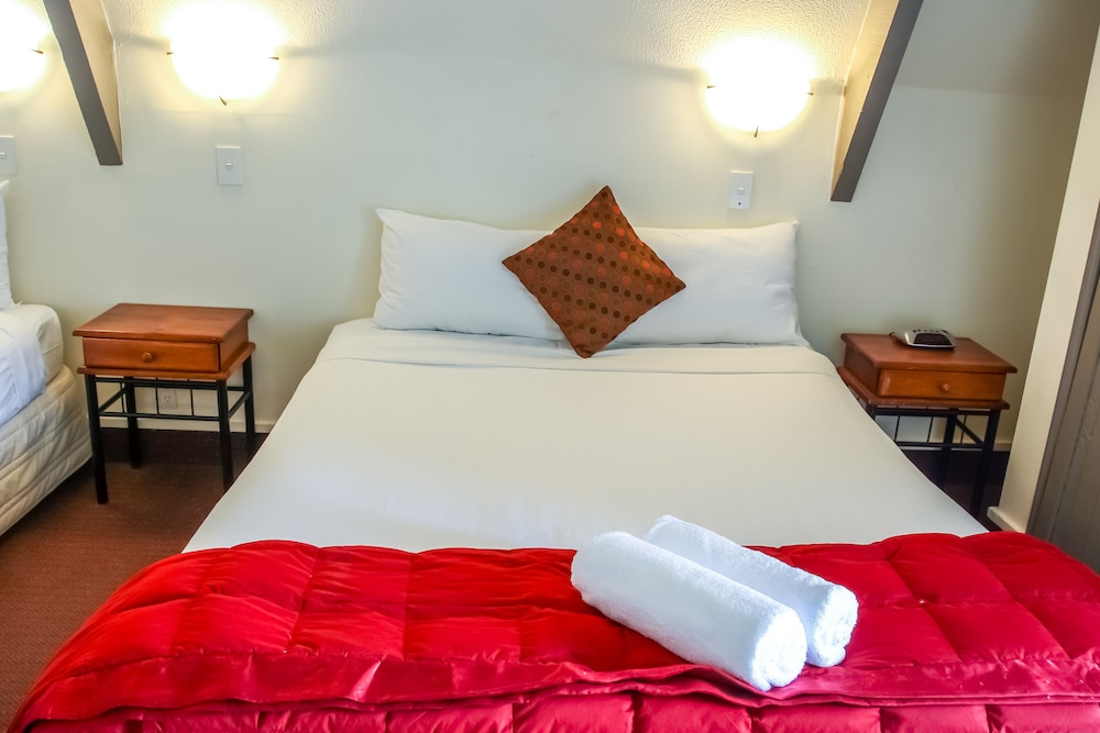 Exclusive apartment, 2 bedroom 2 bathrooms ( 2 x Queen beds & 2 x Single beds) photo 3