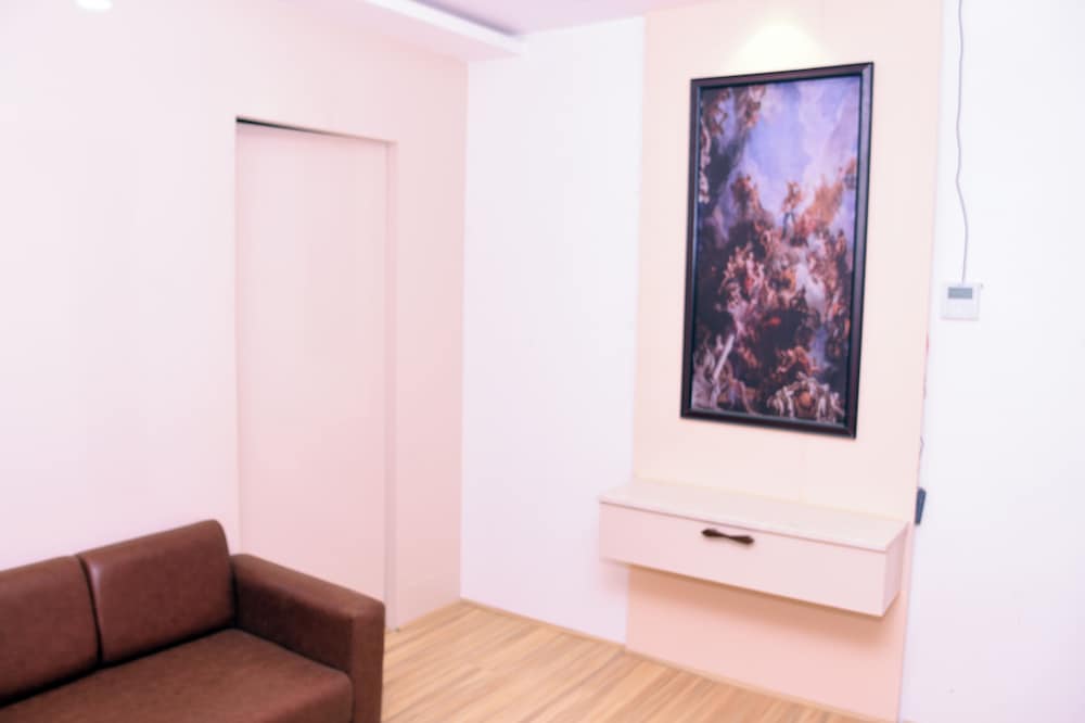 Family Studio Suite, Patio