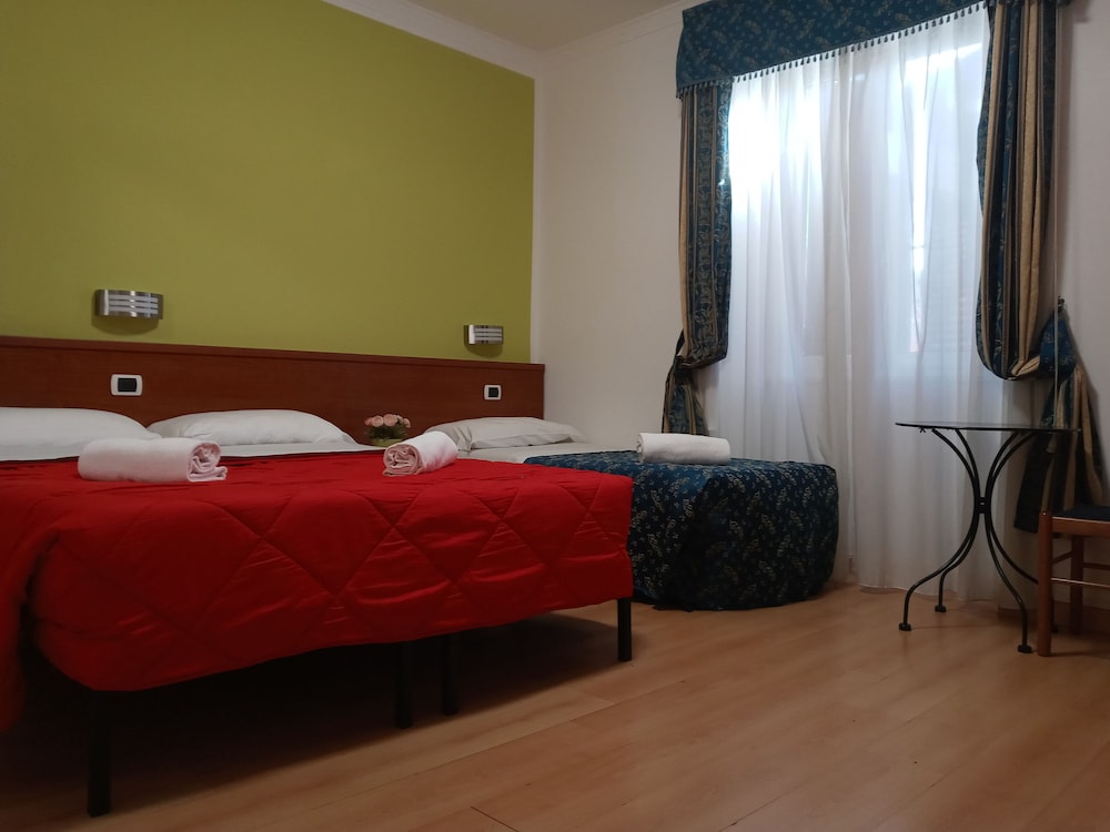 Basic Apartment, 3 Bedrooms