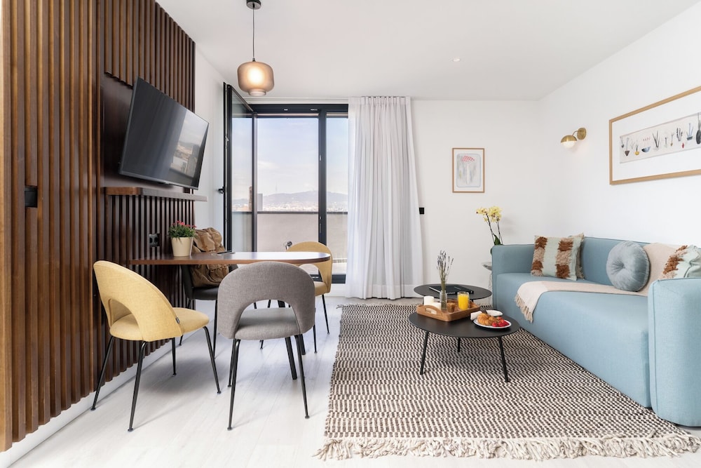 Apartment, 2 Bedrooms, Balcony