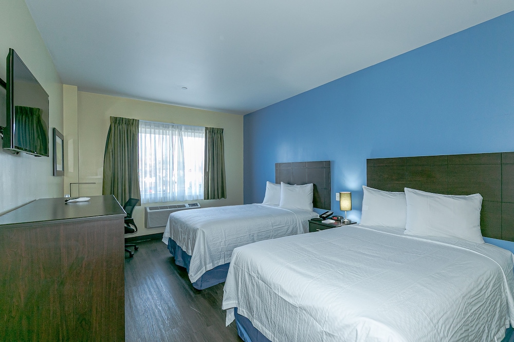 Standard Quadruple Room photo 1