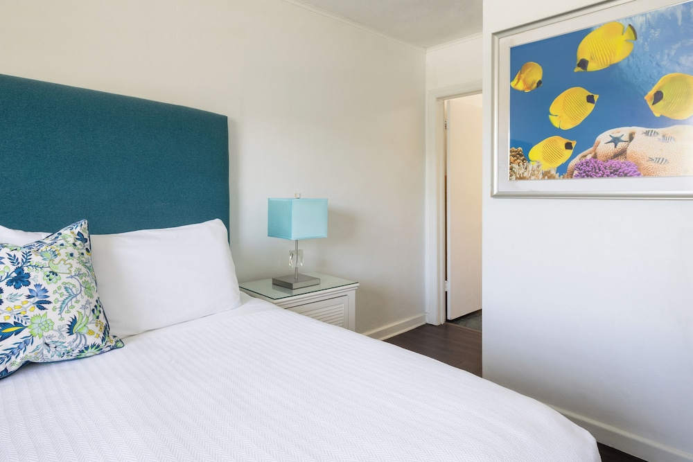 Suite, Ocean View (Two Bedroom King/Two Doubles Suite)