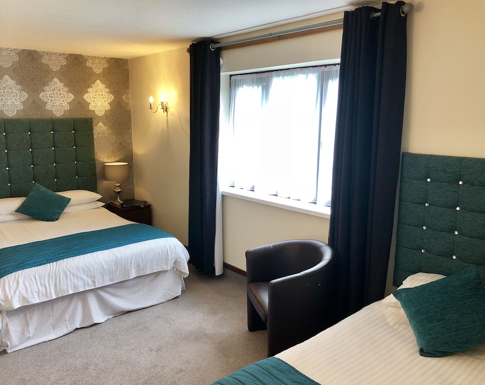 Family Room, Multiple Beds, Non Smoking photo 2