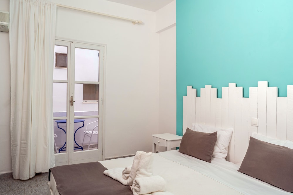 Classic Double or Twin Room - Photo 2