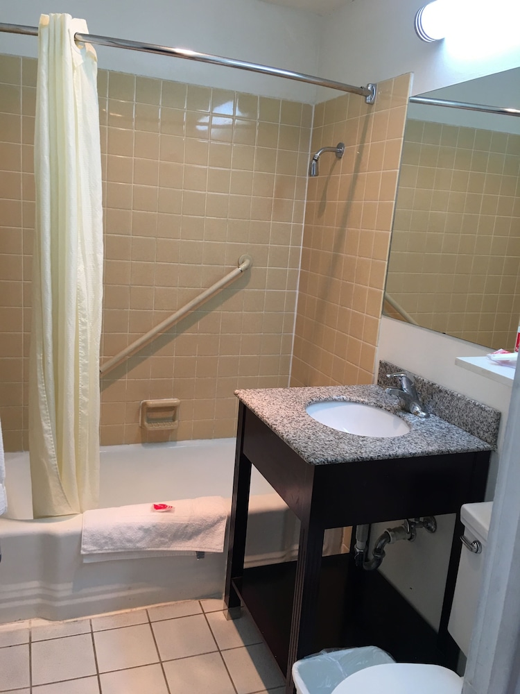 Standard Double Room, Smoking - Photo 4