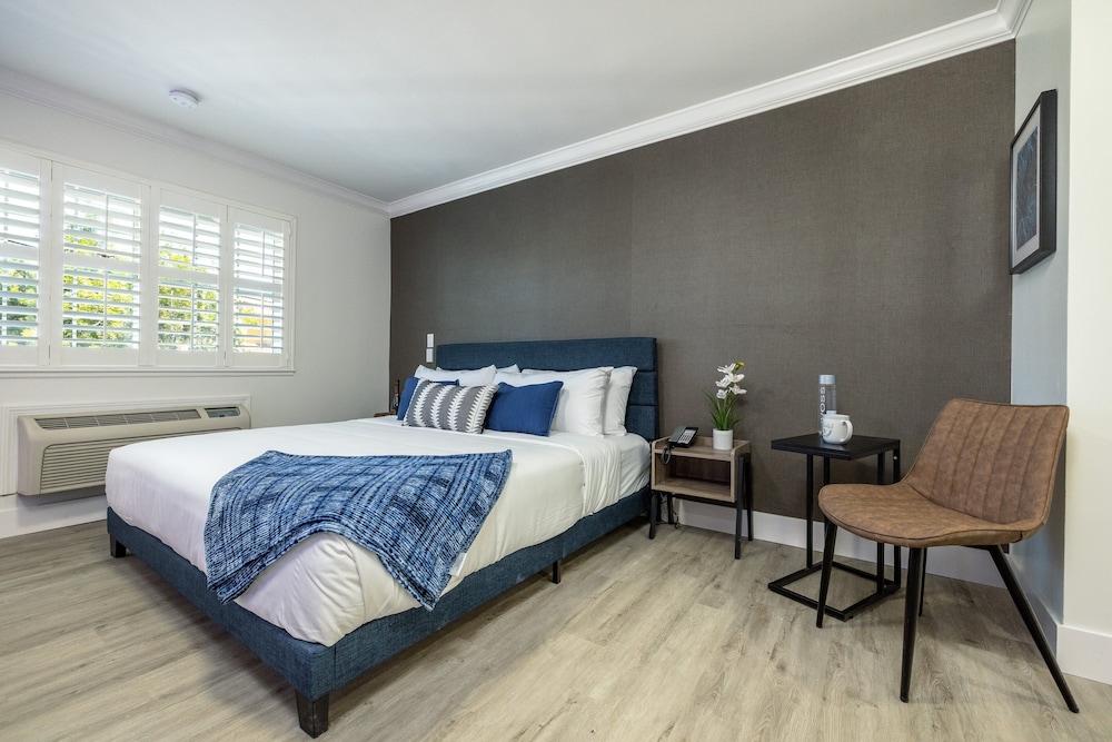 Room, 1 Queen Bed, Non Smoking photo 1