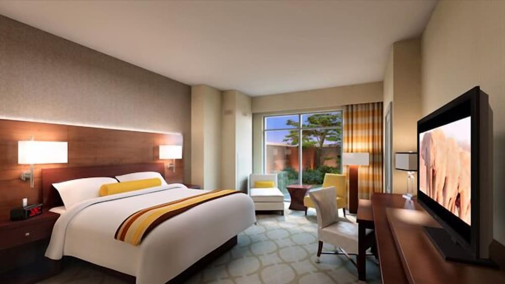 Deluxe Room, 1 King Bed (King Deluxe)