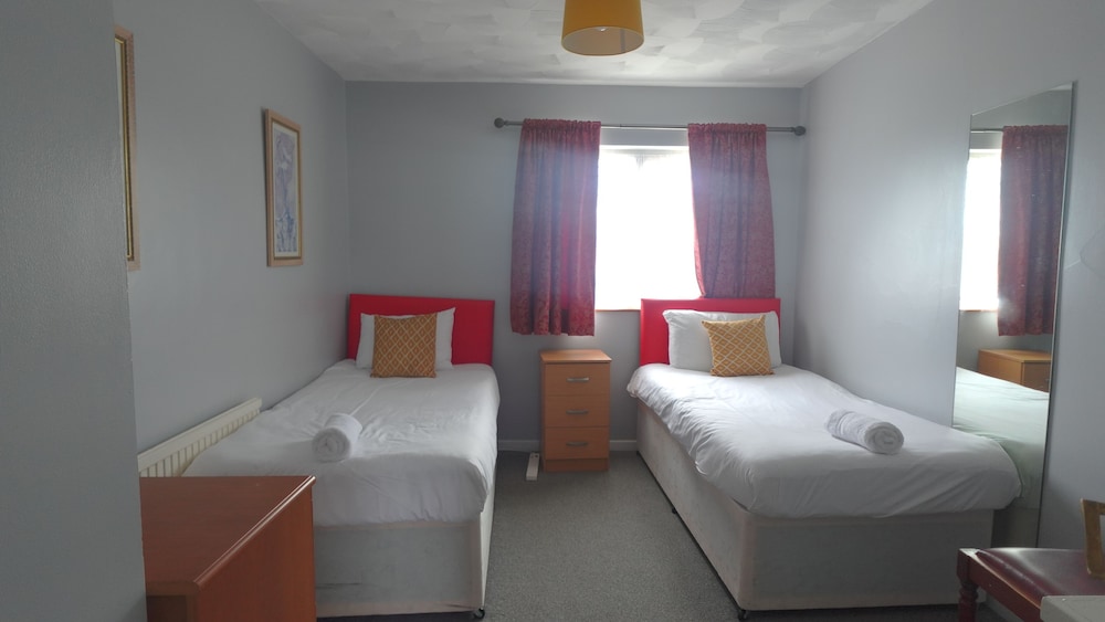 Deluxe Townhome, Private Bathroom, Garden View (Spacious 3 Bedr (6+ Pax)) photo 3