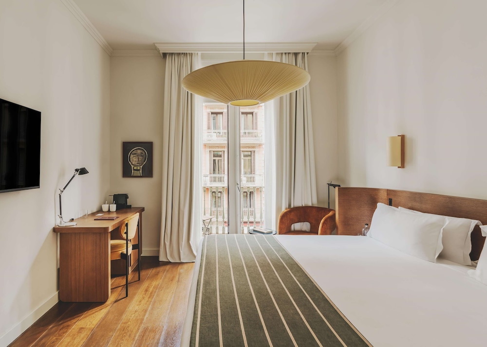 Family Room, Connecting Rooms, City View (for 3)