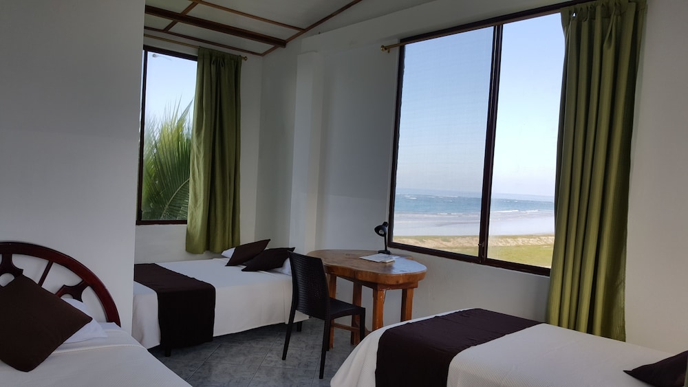 Superior Triple Room, Beach View photo 3