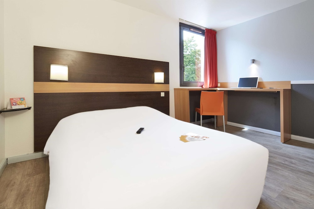 Standard Room, 1 Double Bed - Photo 4