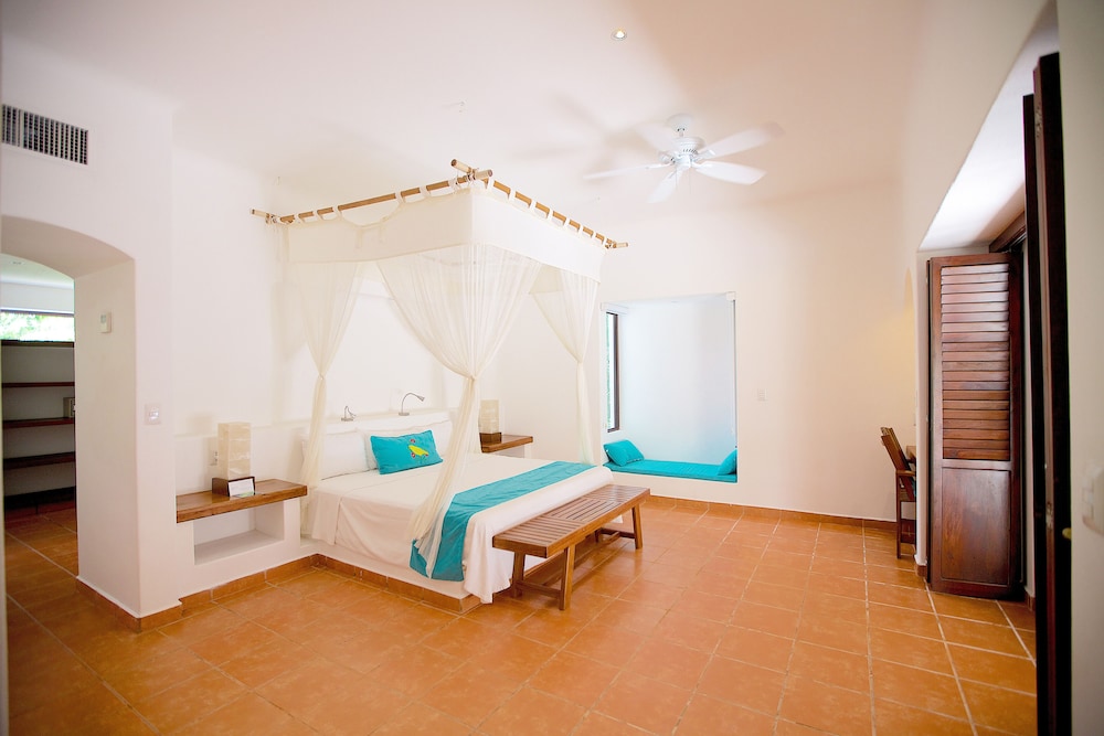 Superior Suite, Garden View - Photo 1