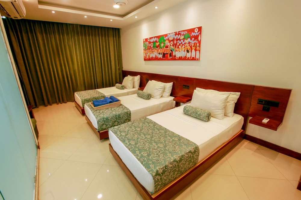 Deluxe Twin Room photo 2