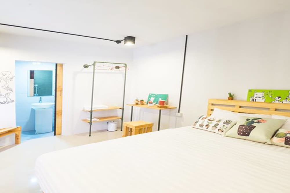 Standard Double Room photo 3