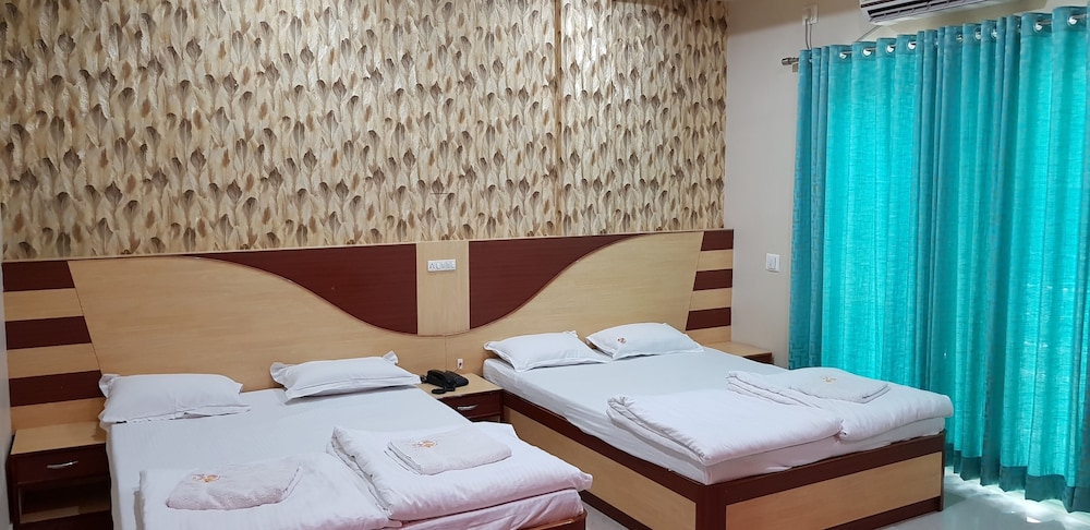 Deluxe Quadruple Room