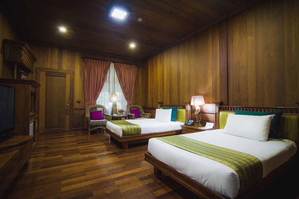 Deluxe Twin Room photo 3