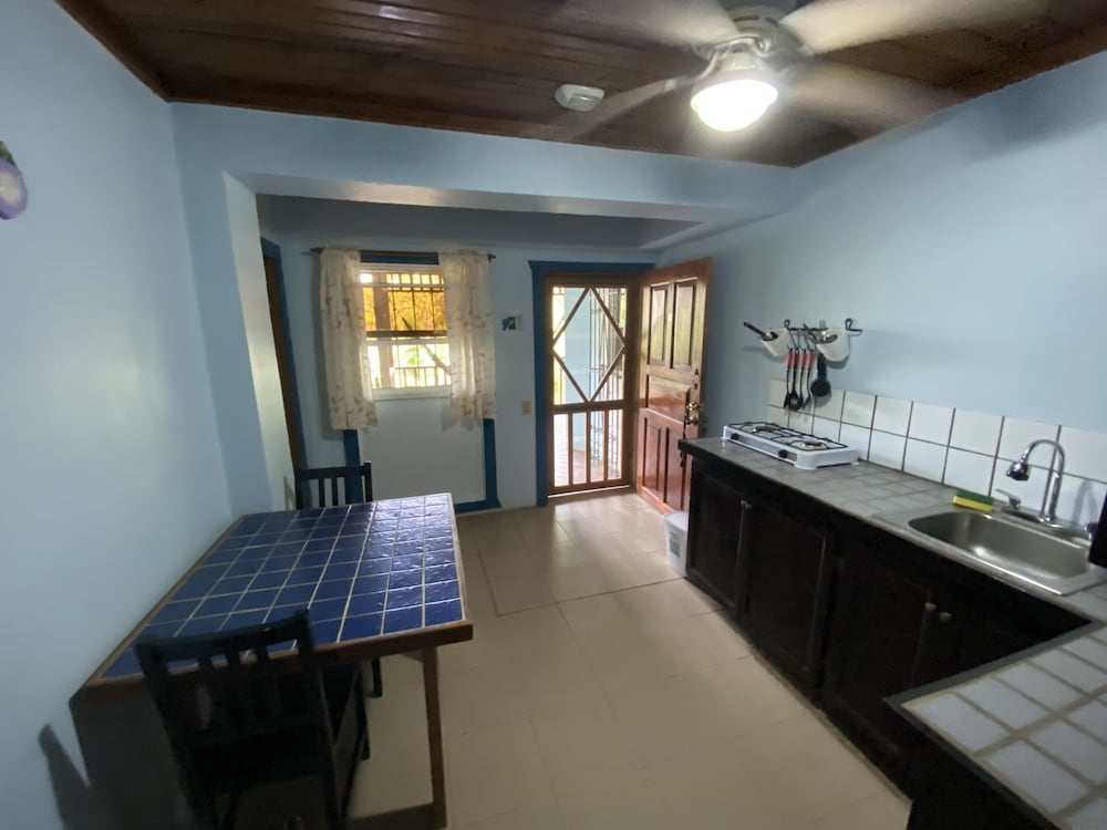 Comfort Apartment, 1 Bedroom, Kitchenette, Pool View photo 3