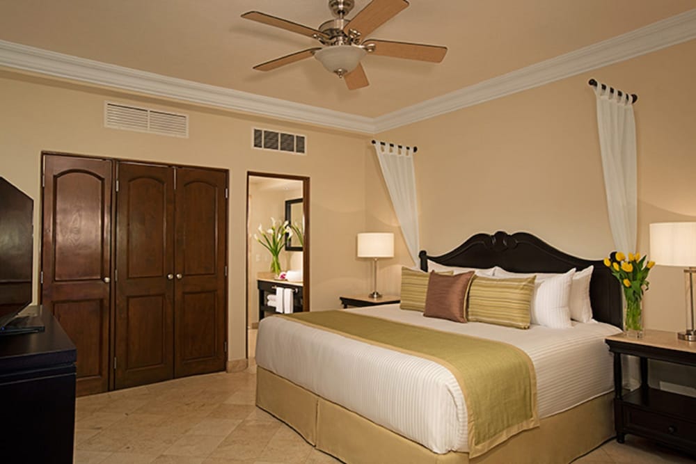 Preferred Club Family Master Two Bedroom Suite Ocean Front photo 2