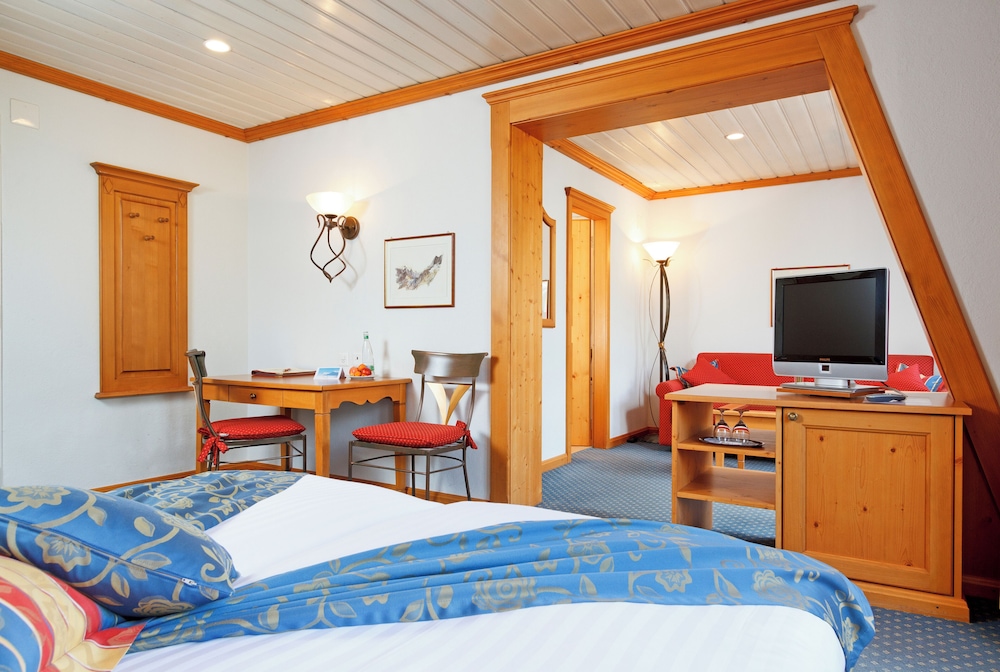Comfort Double Room, Balcony (Plus, with separate sofa area) - Photo 13