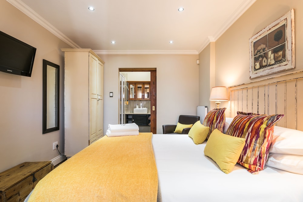 Elite Double or Twin Room photo 3
