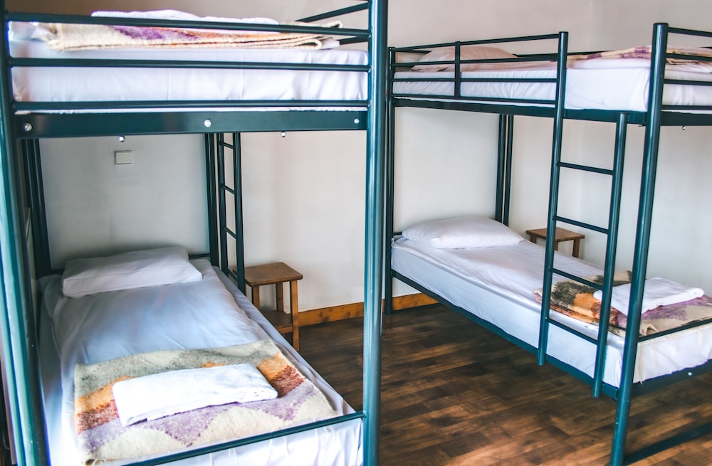 Shared Dormitory, Mixed Dorm, Mountain View, Mountainside photo 3