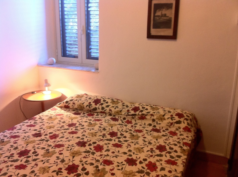 Apartment, 3 Bedrooms, Patio, Garden View