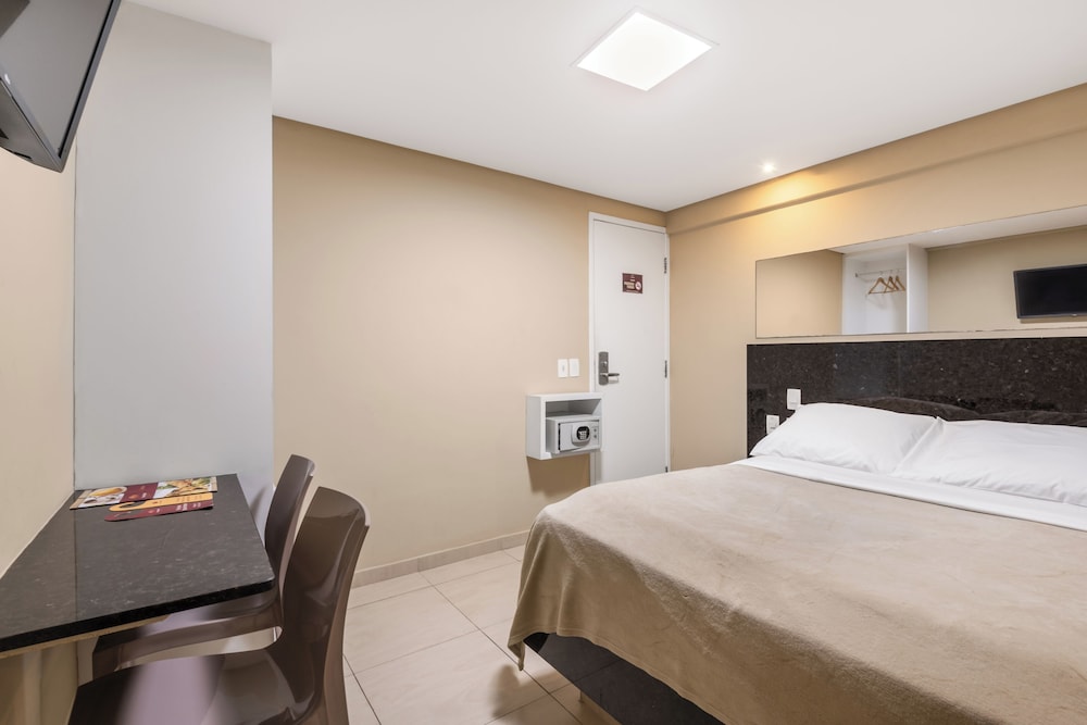 Deluxe Double Room photo 3
