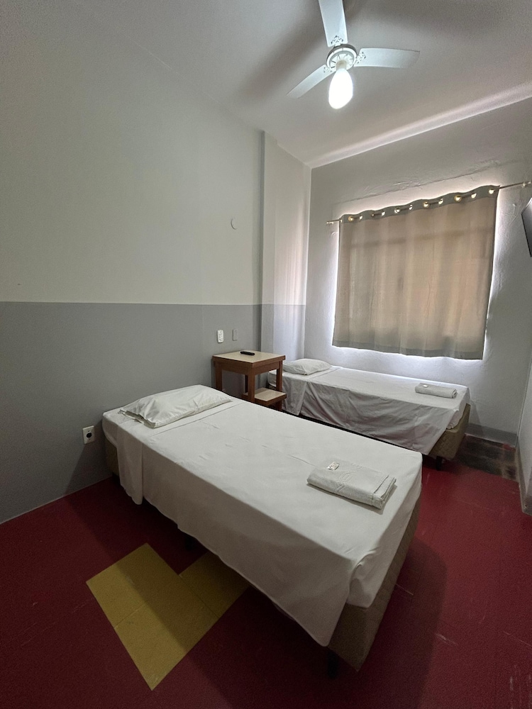 Economy Room - With TV photo 1