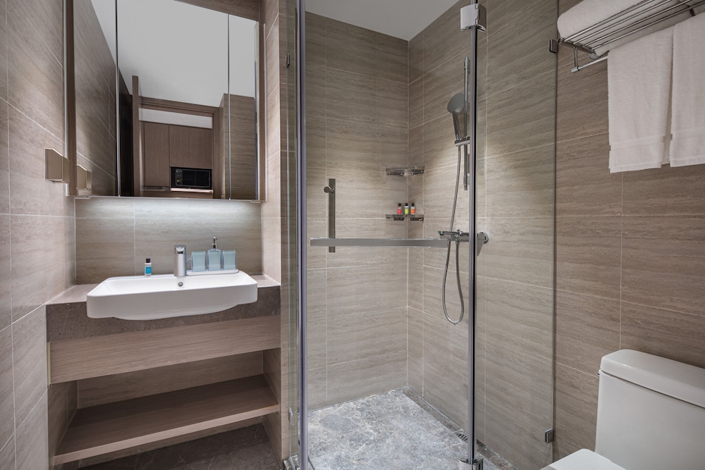 1 Bedroom Deluxe photo 2