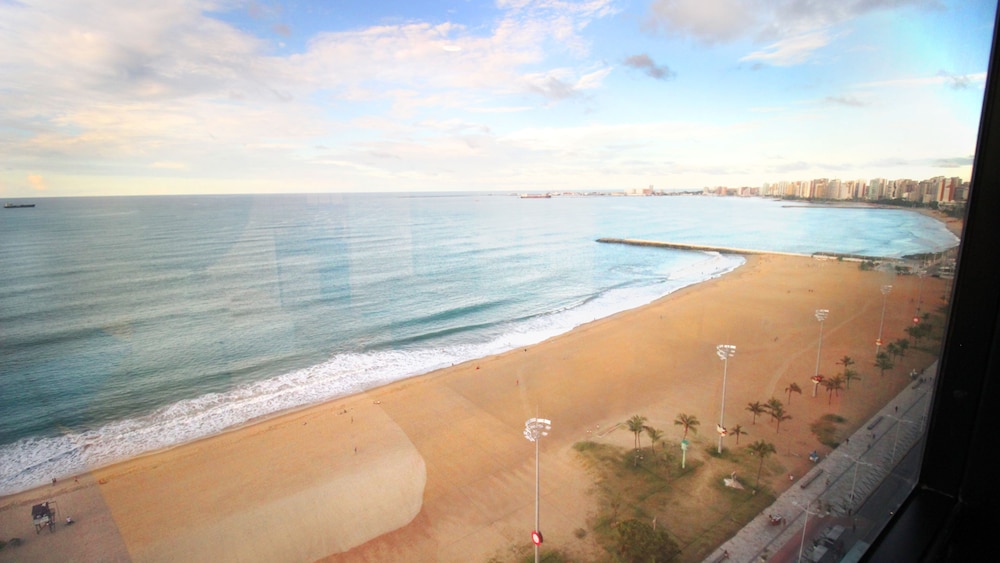 Premium Room, 1 King Bed, Ocean View (Panoramic) - Photo 4
