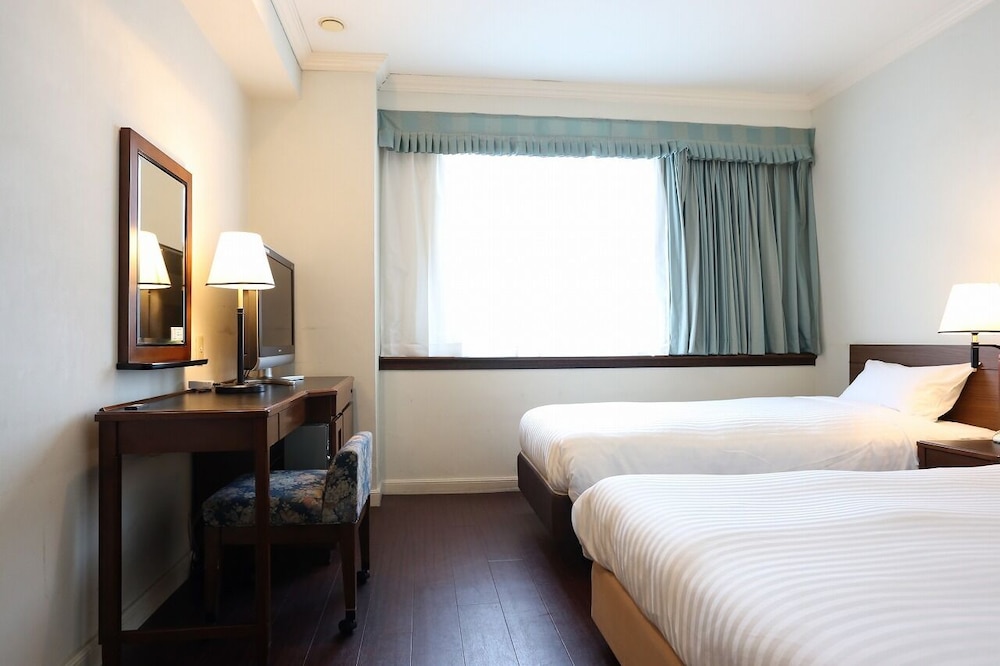 Large Twin Room - B, No Smoking - Photo 3