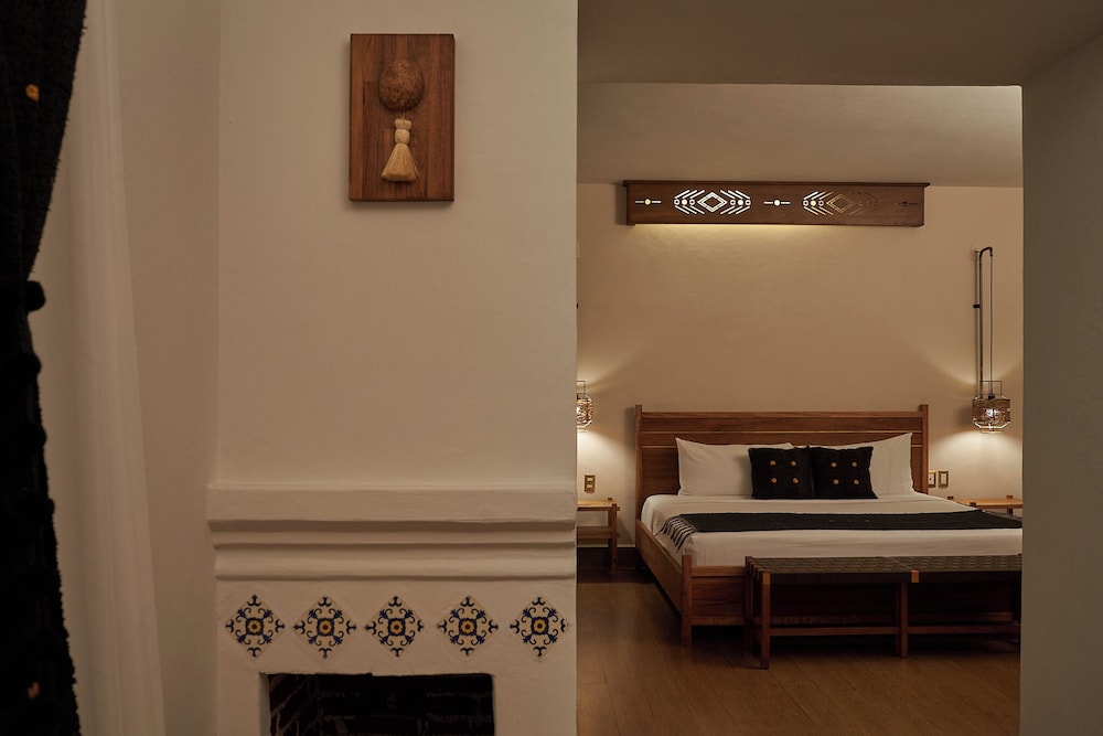 Family Room - Photo 3
