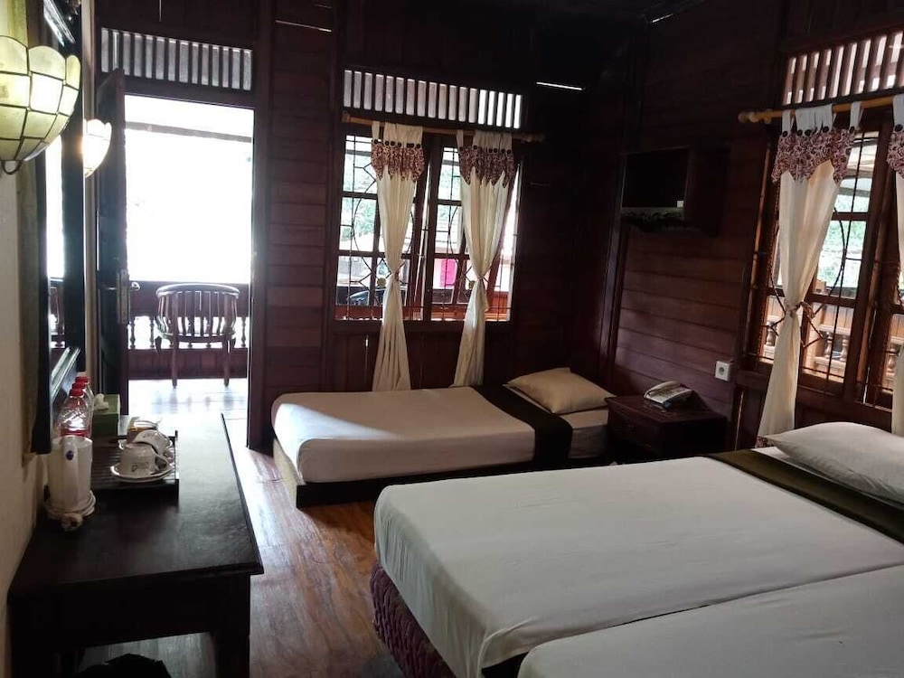 Superior Triple Room photo 2