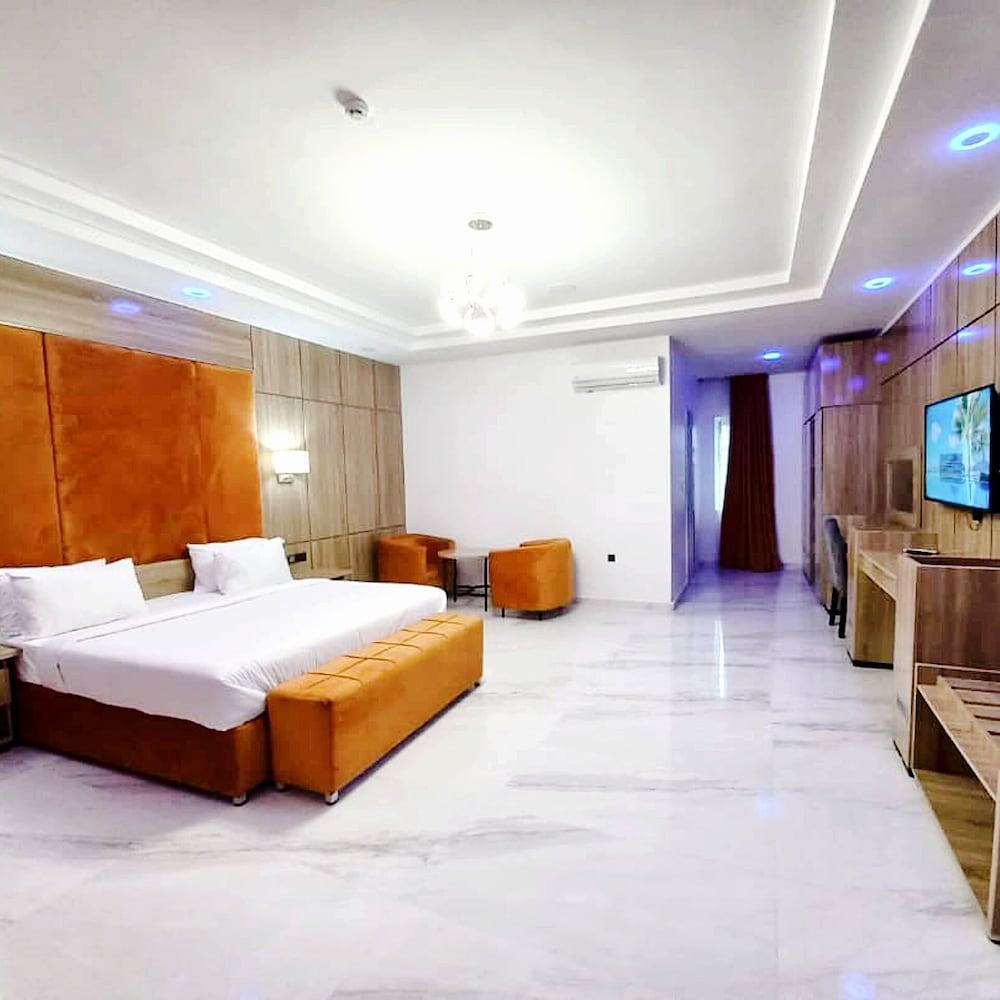 Presidential Apartment photo 2