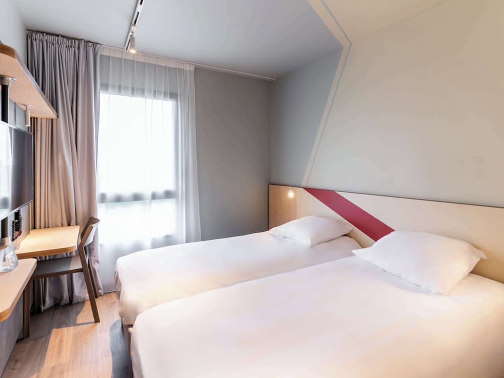 Standard Room, 2 Twin Beds