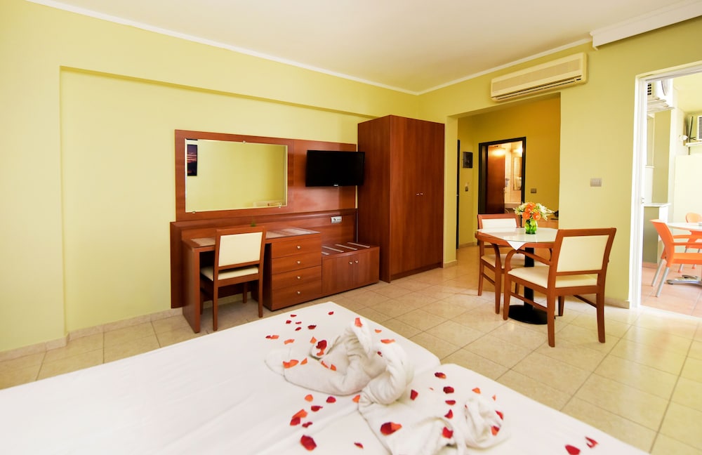Double Room - Photo 4