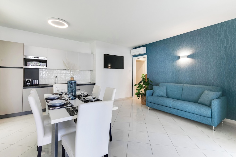 Apartment, 2 Bedrooms, Patio, Ground Floor
