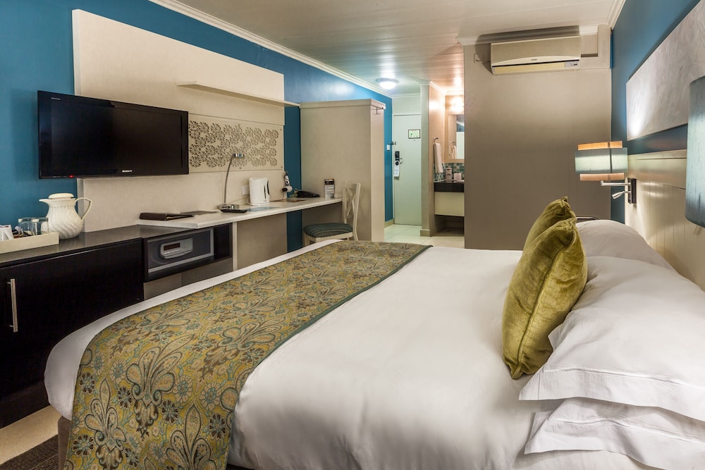 Classic Room, 1 King Bed - Photo 3