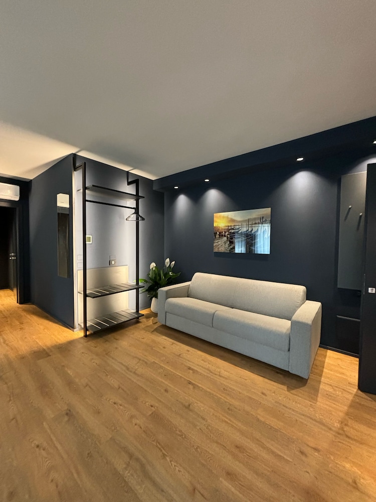 Superior Room, Private Bathroom, City View