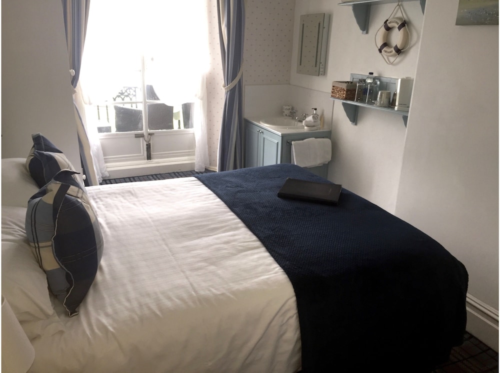 Double Room, Private Bathroom, Sea View photo 1
