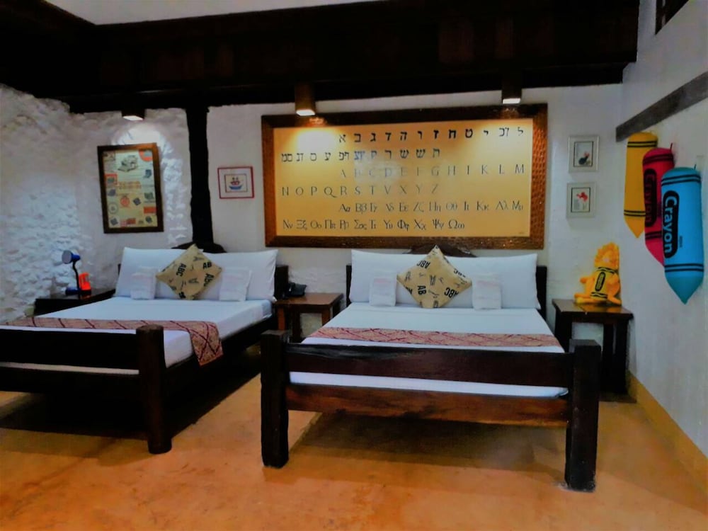Deluxe Family Room 2 photo 1