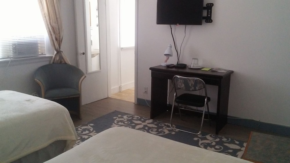 Economy Triple Room, 1 Bedroom photo 3