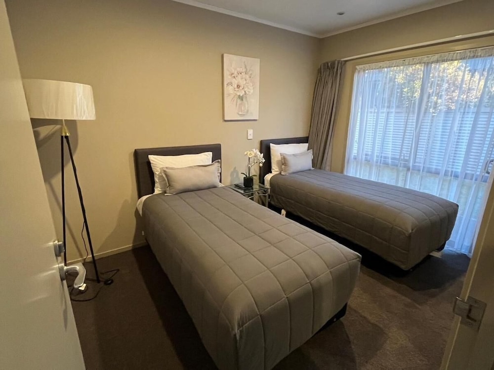 Superior Suite, 1 Bedroom (Superior Spa Suite) photo 2