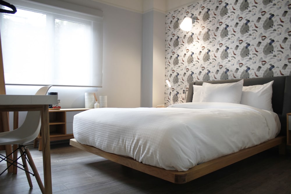 Double Room - Photo 16