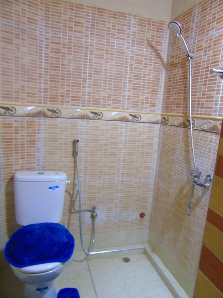 Economy Double Room photo 3
