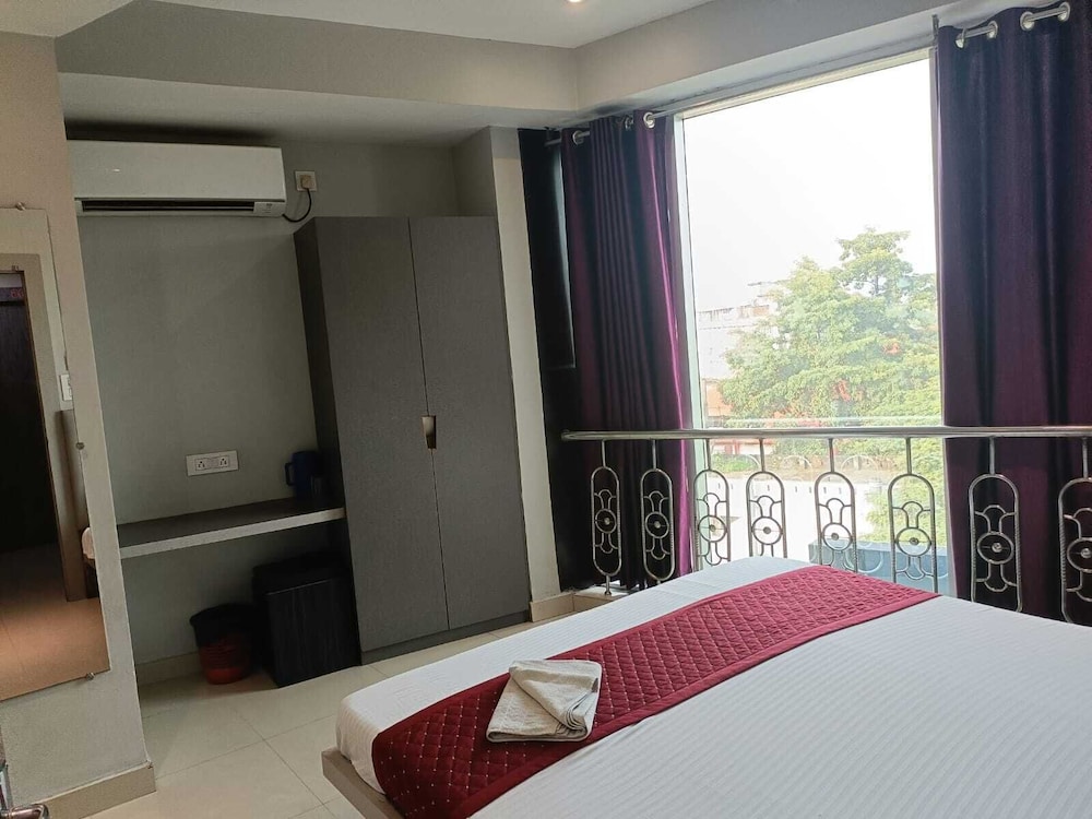 Executive Room - Photo 4
