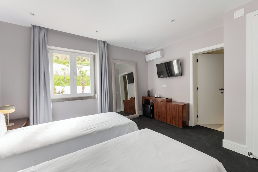 Deluxe Twin Room, Garden View