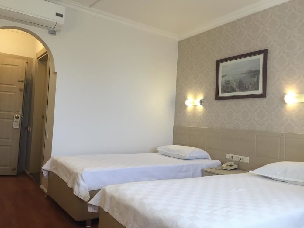 Standard Room photo 1